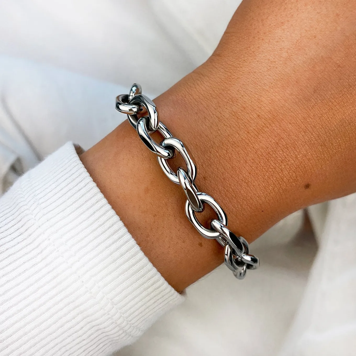 Hot Essentielle Chunky Chain Bracelet Silver Colour Armbänder