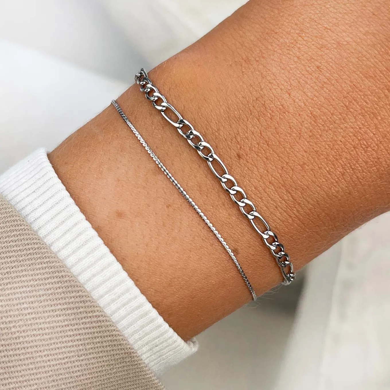 Discount Essentielle Figaro Chain Bracelet Set, Silver Colour Armbänder