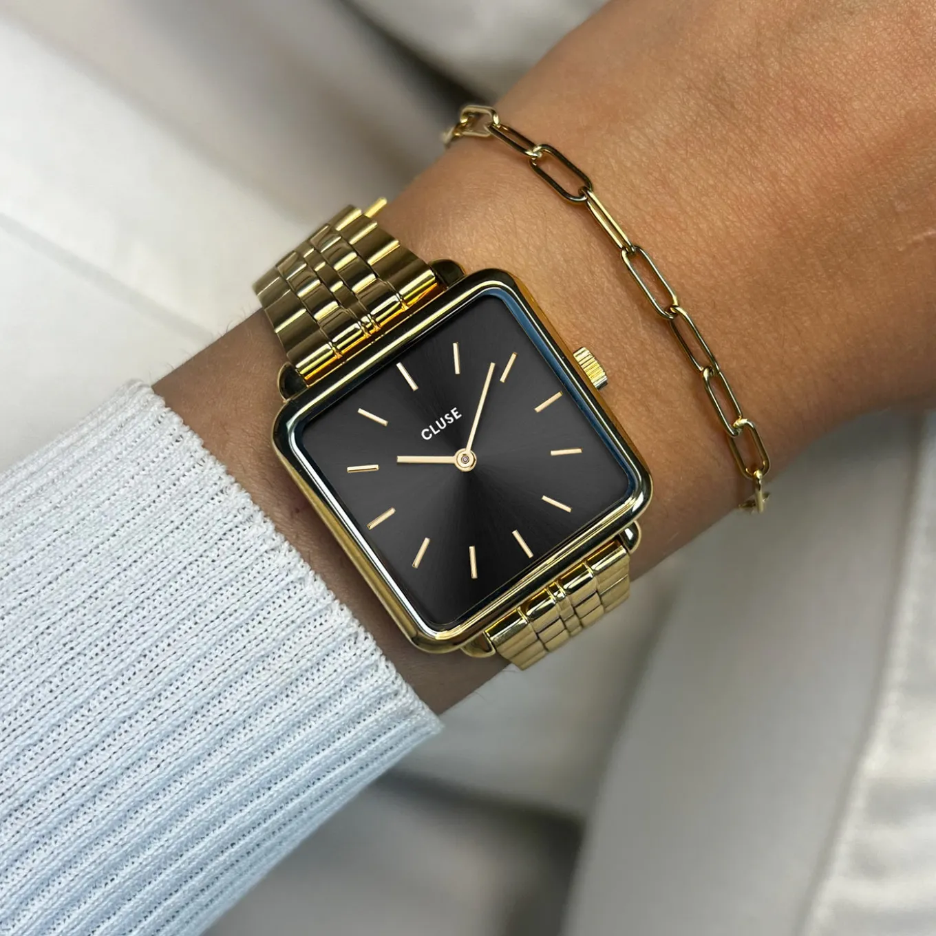 Clearance Gift Box La Tétragone Black Steel Watch & Paperclip Chain Bracelet, Gold Colour Damen La Tétragone