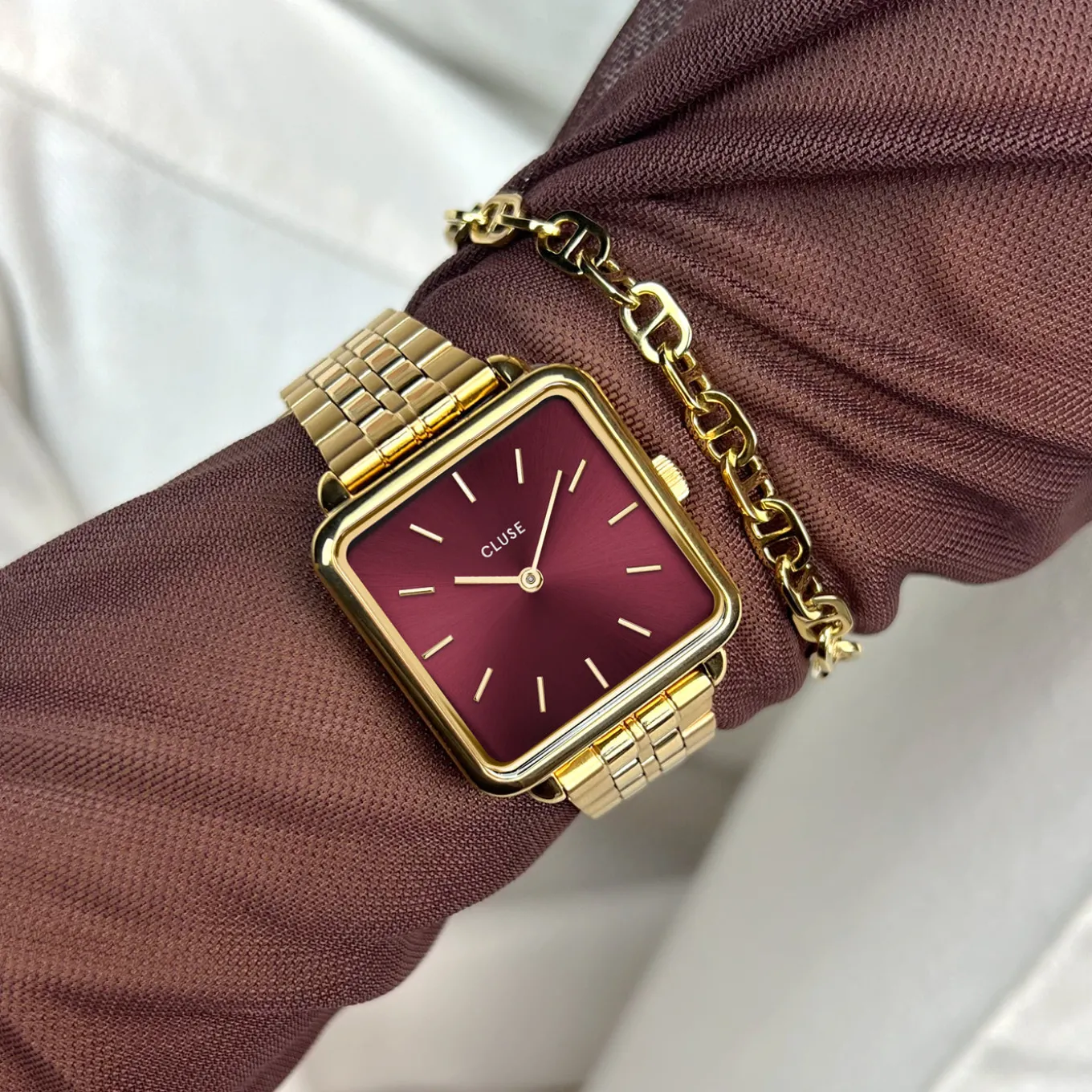 Fashion La Tétragone Watch Steel Dark Cherry, Gold Colour Damen Uhren Gold | La Tétragone